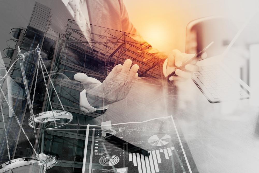 الخدمات المالية والضريبية